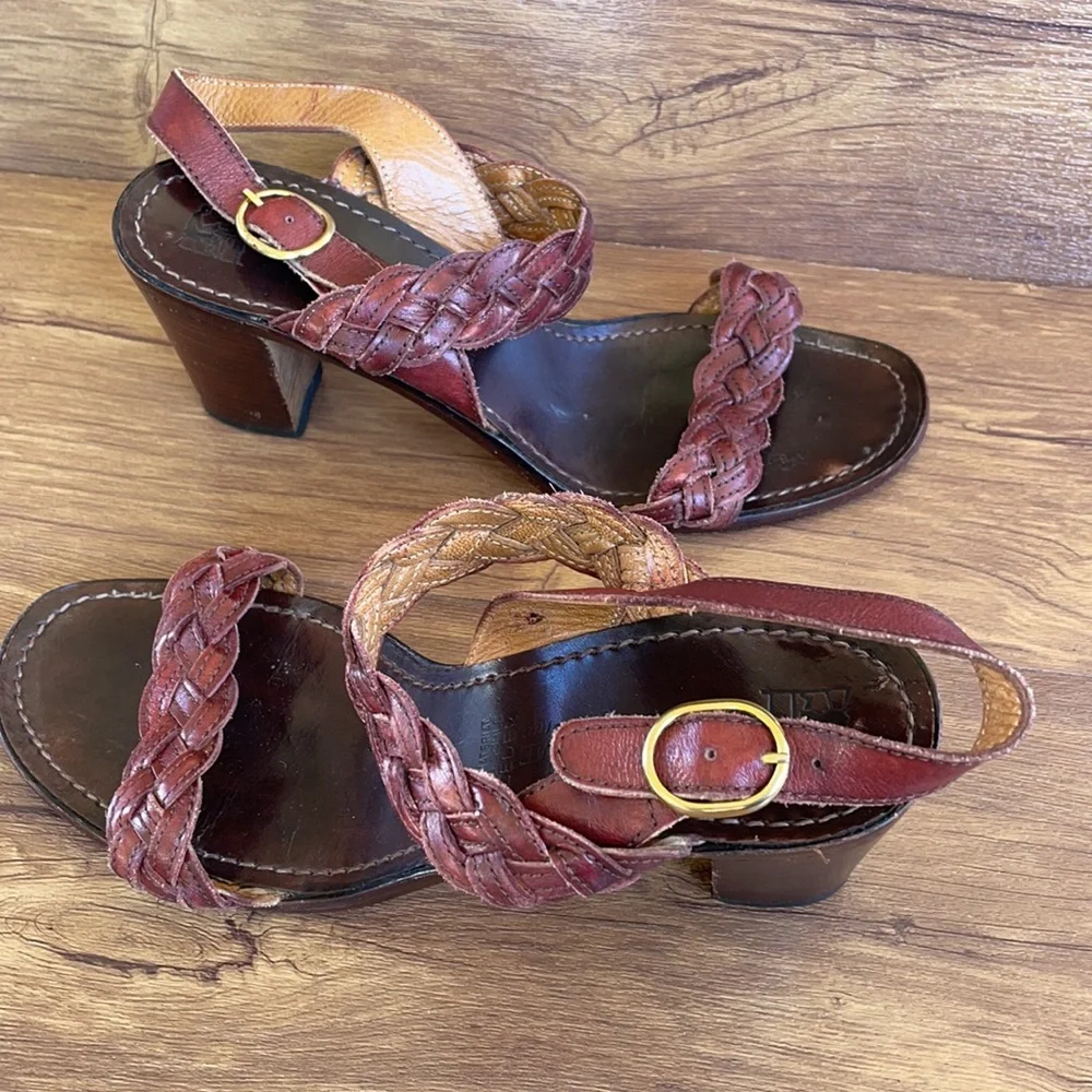 Vero Cuoio agnes of rome sandals  size 38 US size 7.5